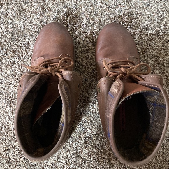 Ankle Boots - Picture 3 of 7